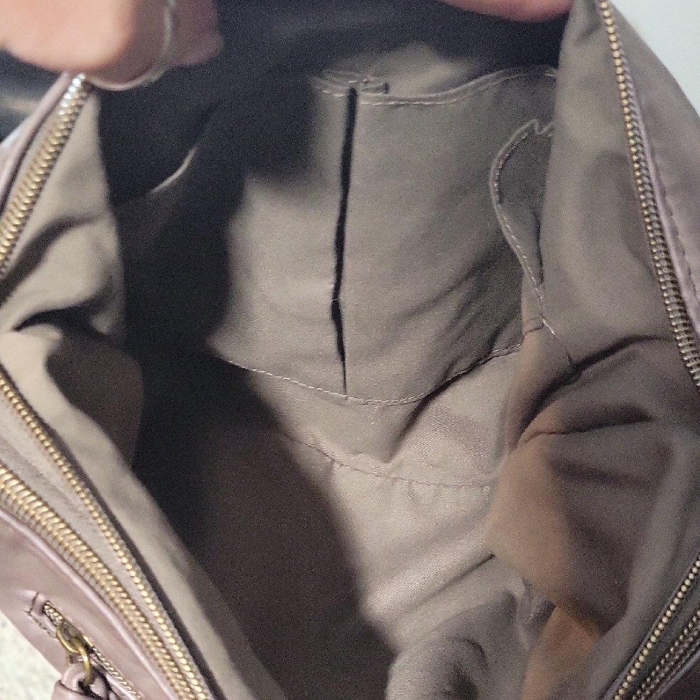 Stone Mountain Accessories Gray Crossbody Bag Practical Design View 6